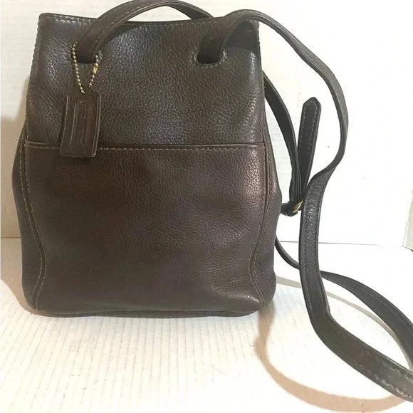 Coach vintage black leather crossbody handbag - Picture 3 of 13